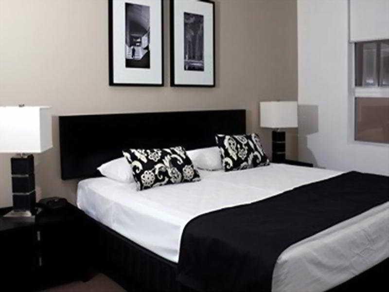Chancellor Executive Apartments Gold Coast Eksteriør bilde